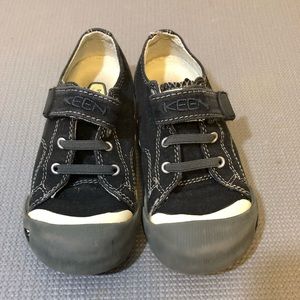 Boys Keen Velcro Sneakers